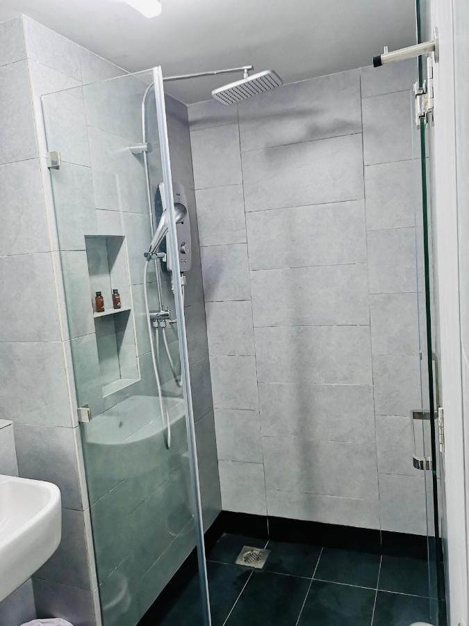 קוטה קינבלו Jesselton Quay With City View Near Suria Sabah Mall & Jesselton Point מראה חיצוני תמונה