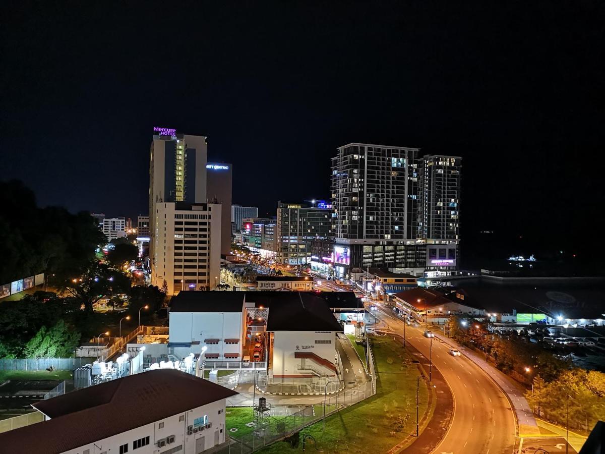 קוטה קינבלו Jesselton Quay With City View Near Suria Sabah Mall & Jesselton Point מראה חיצוני תמונה